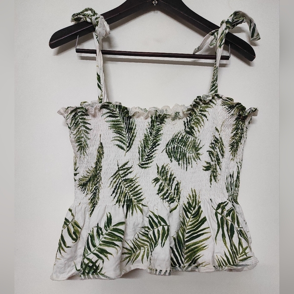 H&M Palm Print Smocked Top 💚 - Picture 11 of 13